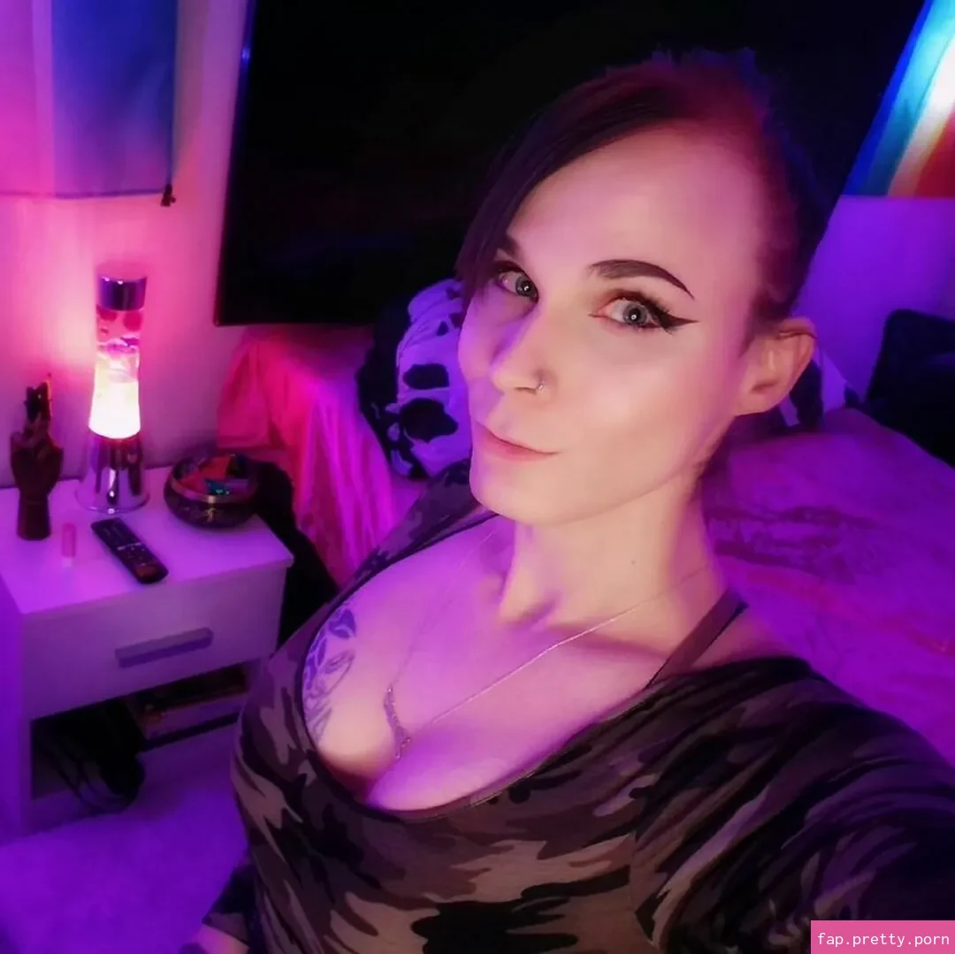 Jen Lux - Photo #36