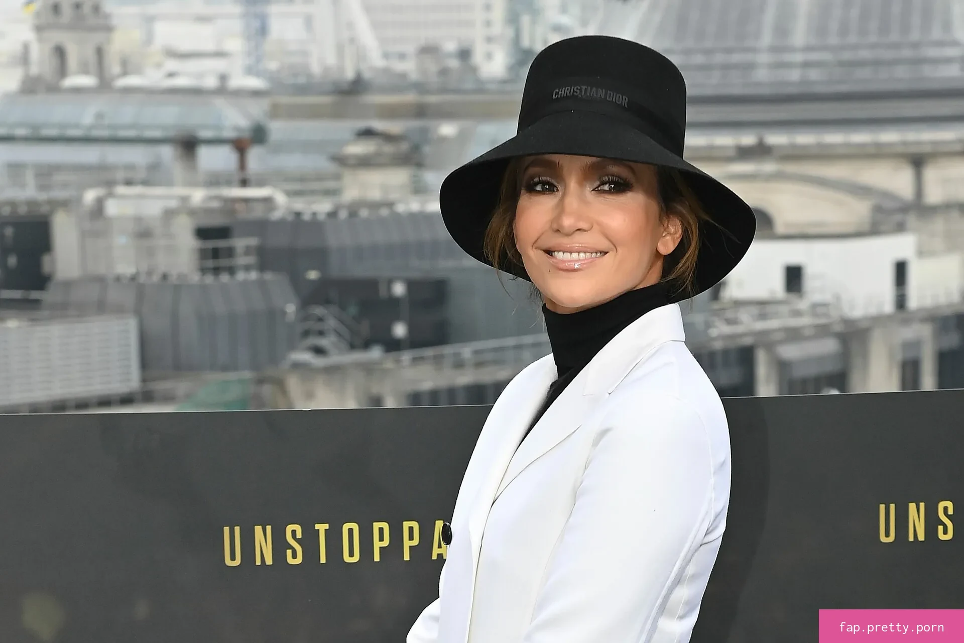 Jennifer Lopez - Photo #09