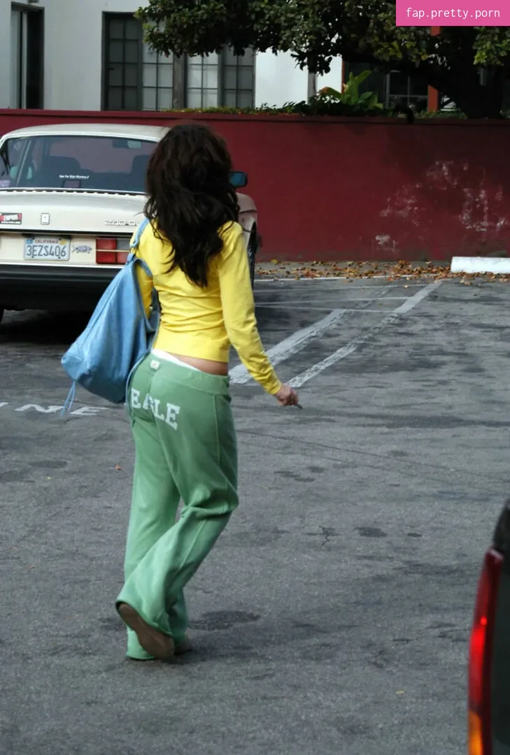 Jennifer Love Hewitt - Photo #07