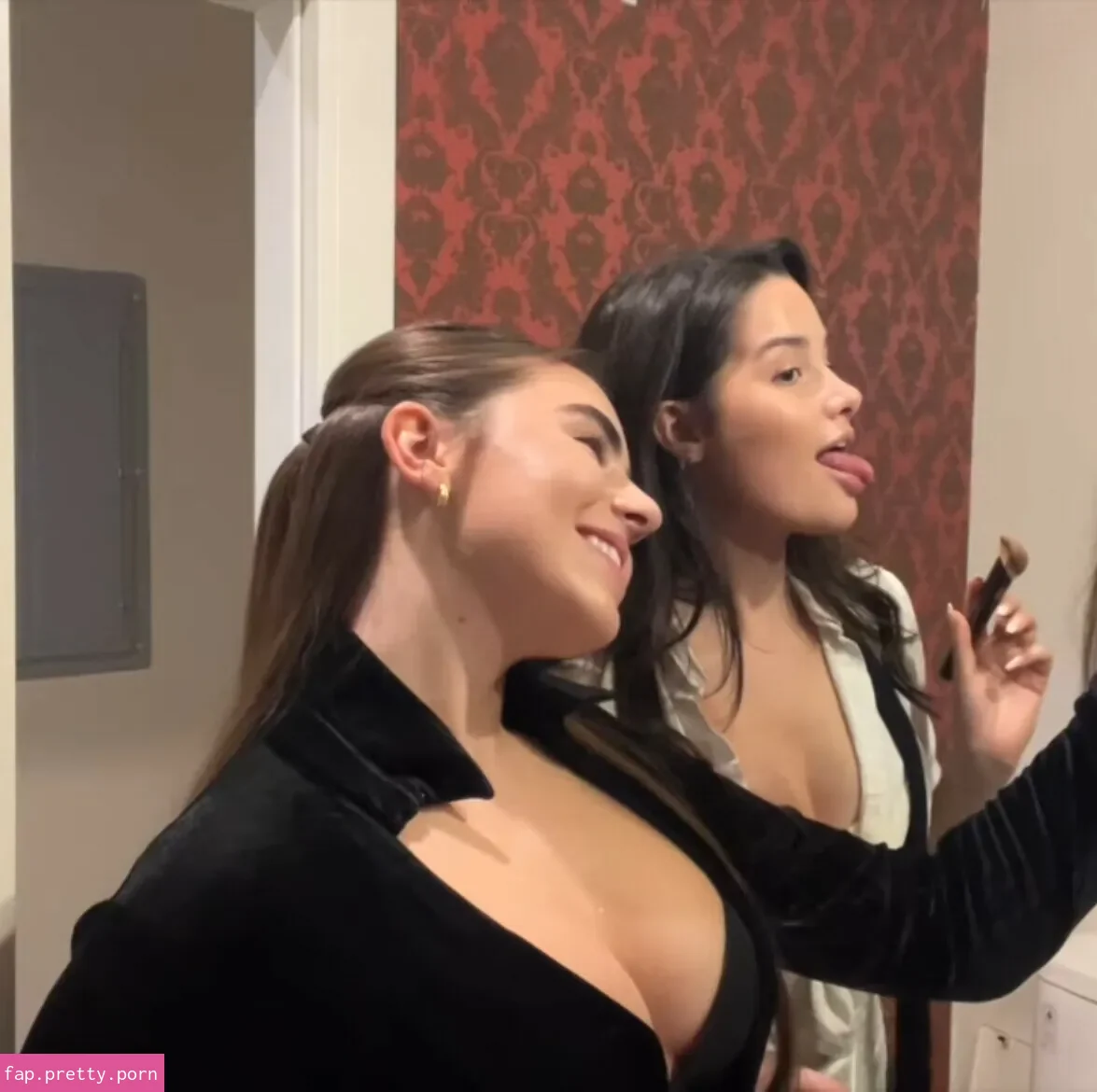 Jules LeBlanc/Annie LeBlanc - Photo #07