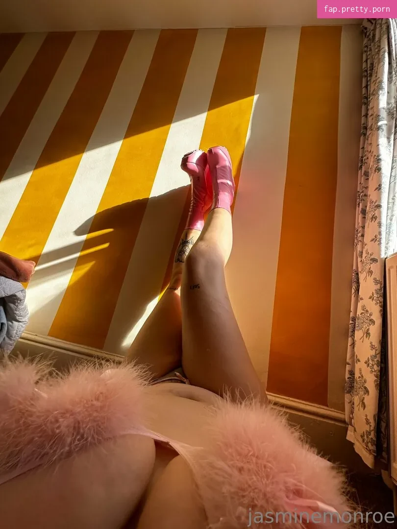 jas.monroe - Photo #17