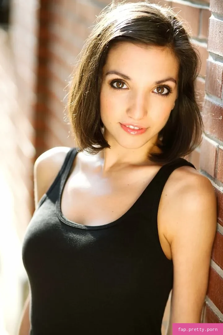 Julia Macchio - Photo #13