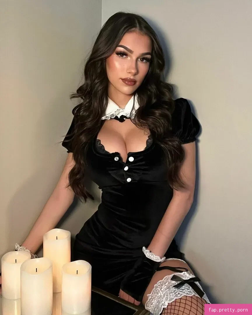 Julia Merekoulias - Photo #79