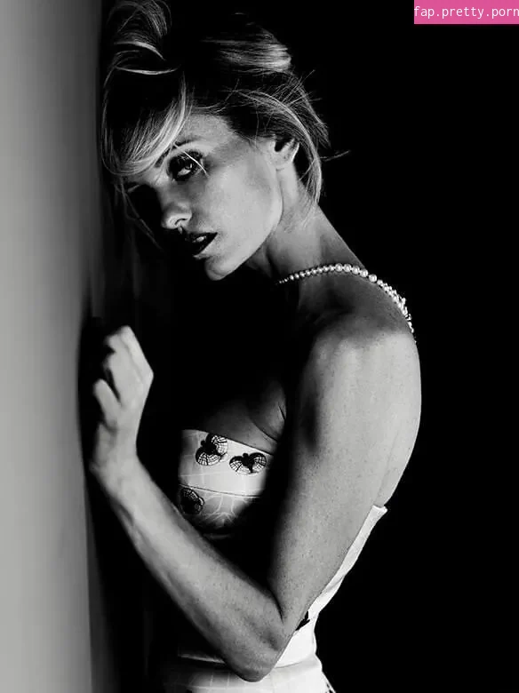 Justine Mattera - Photo #30