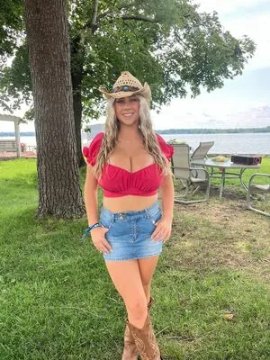 Jacklyn Nicole