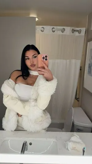 Jazmyn Nyx