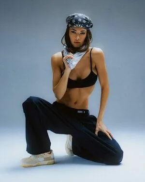 Jessica Naz