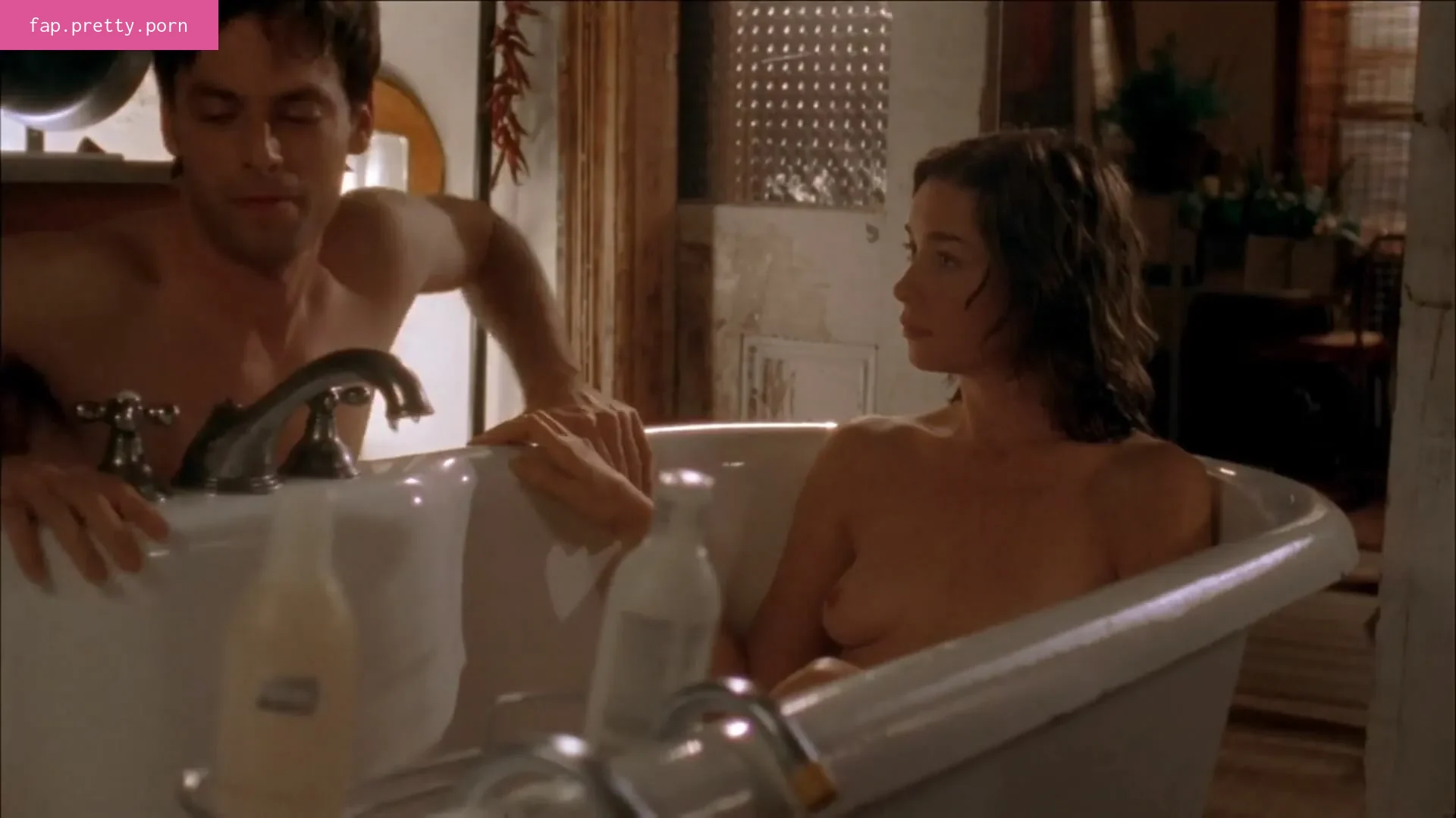 Julianne Nicholson - Photo #07