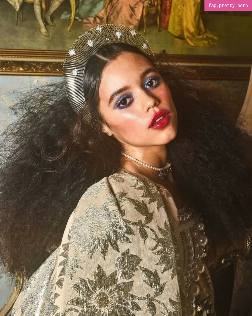 Jenna Ortega - Photo #00