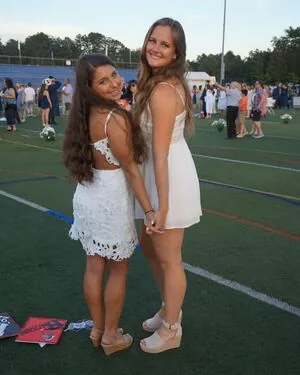 Julia & Olivia
