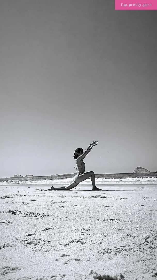 Júlia Oristanio - Photo #33