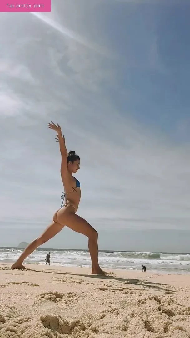 Júlia Oristanio - Photo #60