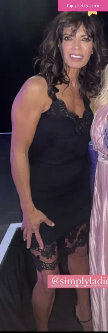 Jenny Powell - Photo #35