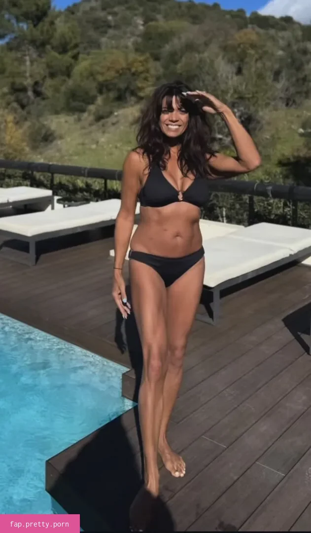 Jenny Powell - Photo #82