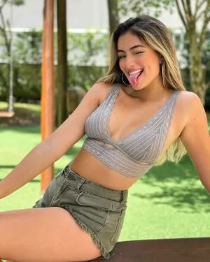 Julia Puzzuoli