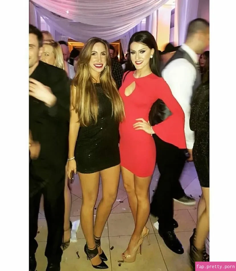 Julie Piraino - Photo #18