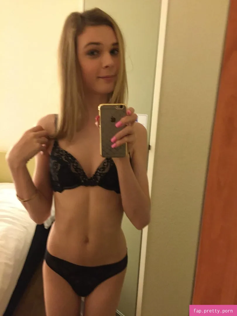 Julie Prim - Photo #42