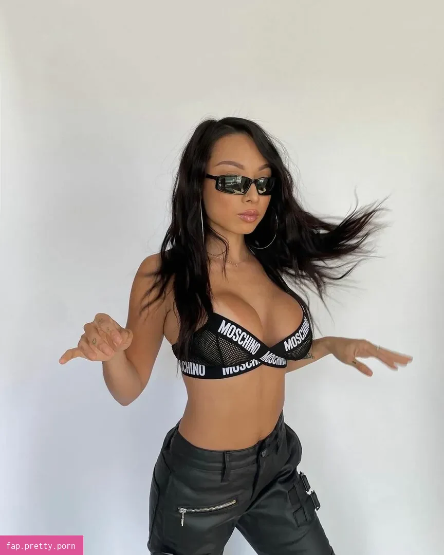 Jenn Q - Photo #27