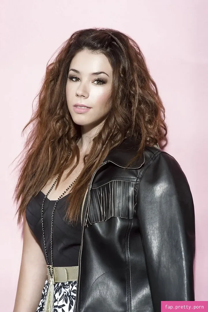 Jillian Rose Reed - Photo #46