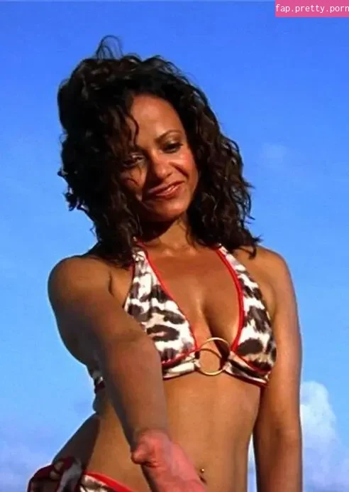 Judy Reyes - Photo #02
