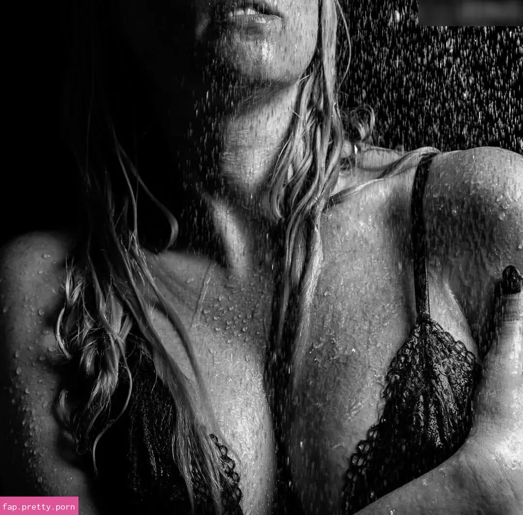 Jacqueline Sparrow - Photo #69