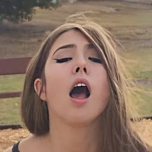 Jade Snel