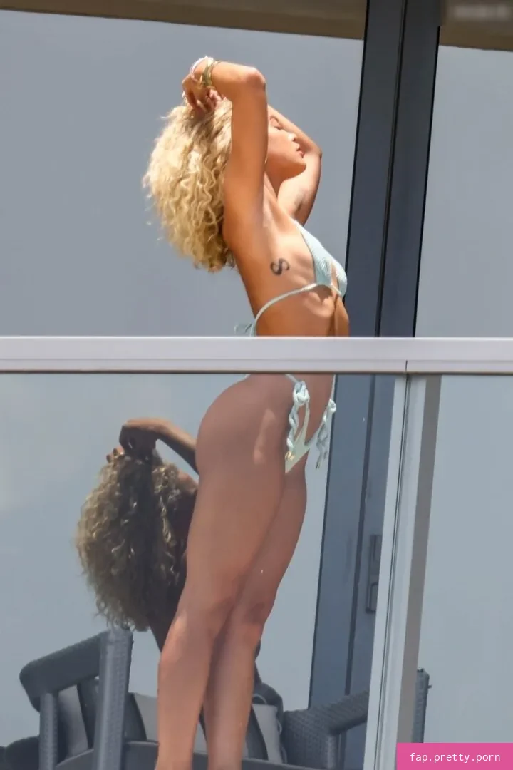 Jasmine Sanders - Photo #25