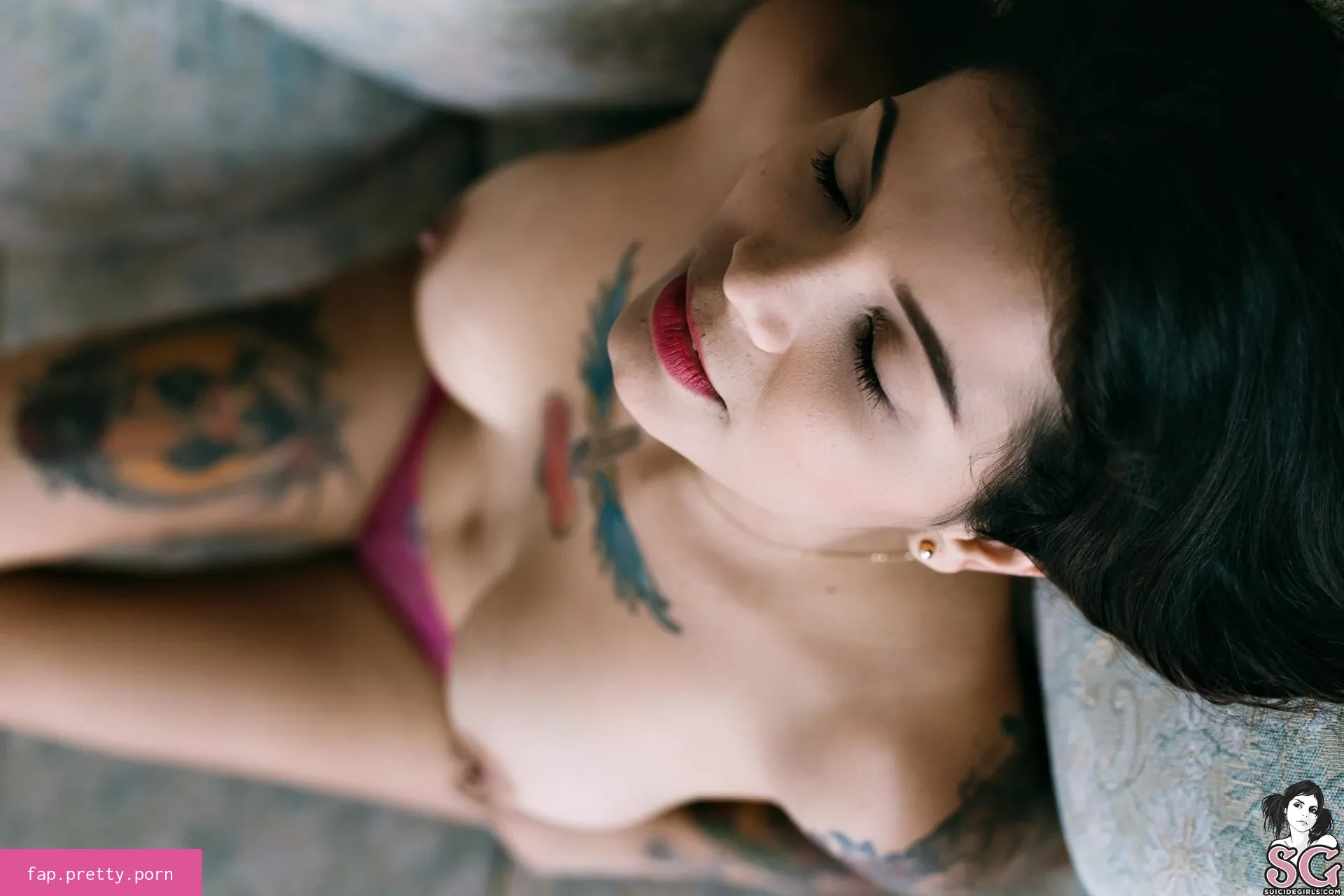 Jeeh Suicide - Photo #28