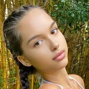 Jen Santorini