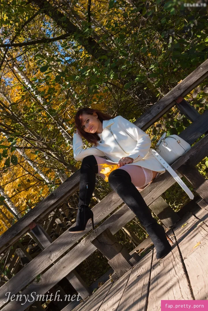 Jeny Smith - Photo #04