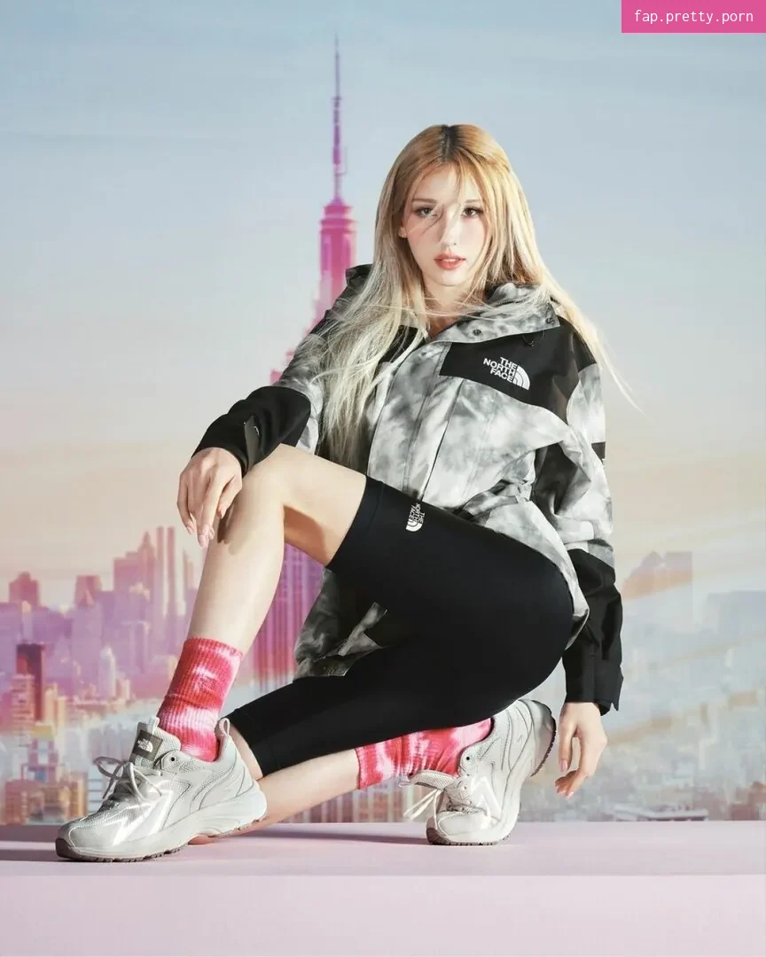 Jeon Somi - Photo #44