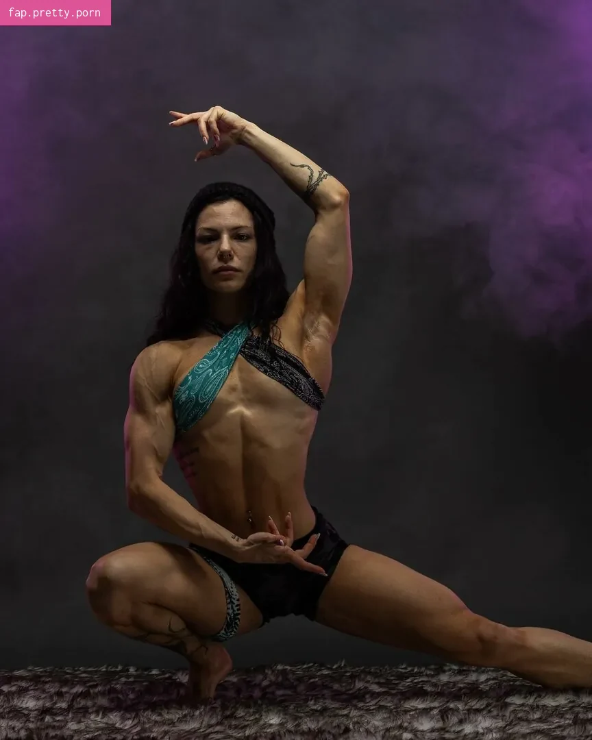 Jessica Schechter - Photo #09