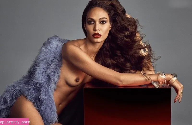 Joan Smalls - Photo #24