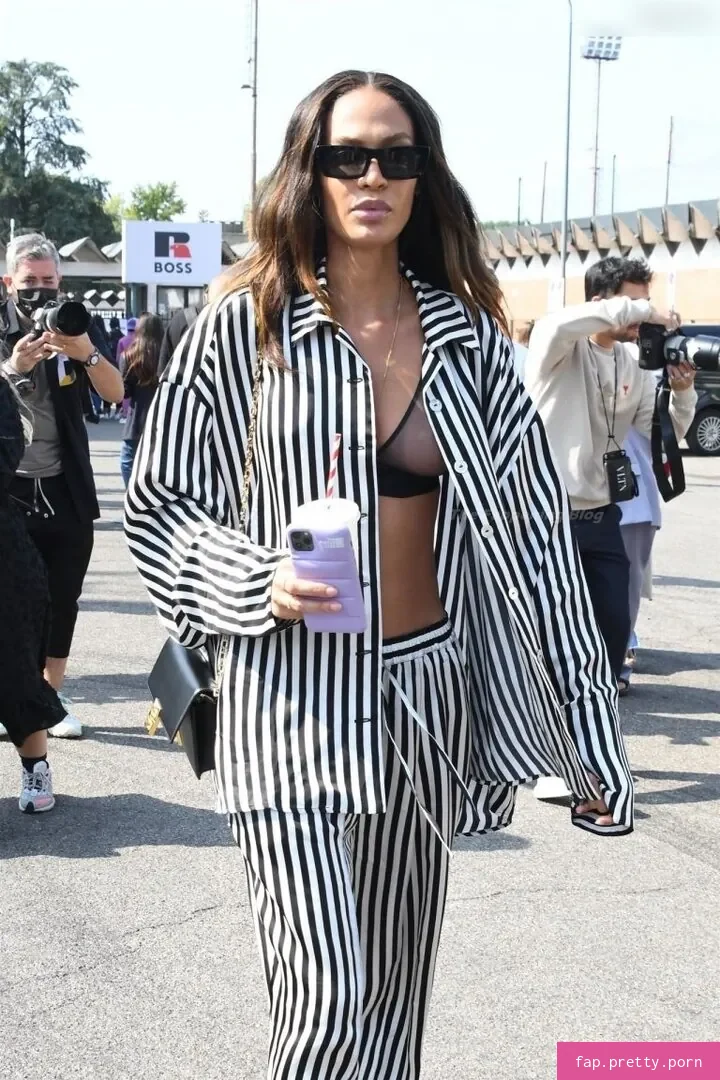 Joan Smalls - Photo #82