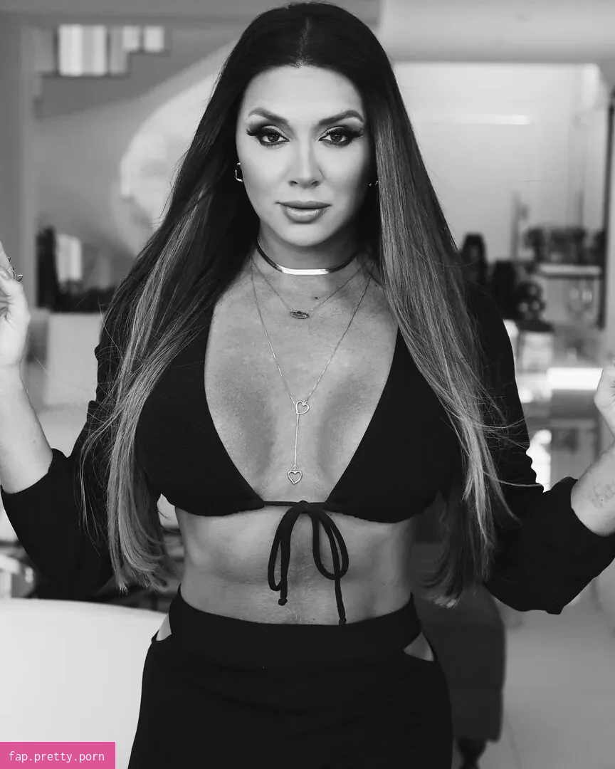 Juliana Salimeni - Photo #49