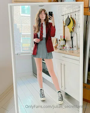 julias_secretfantasy
