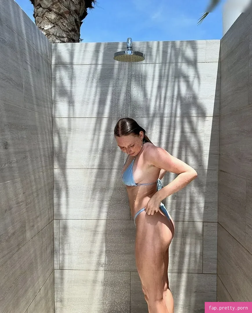 Julie Skov - Photo #72
