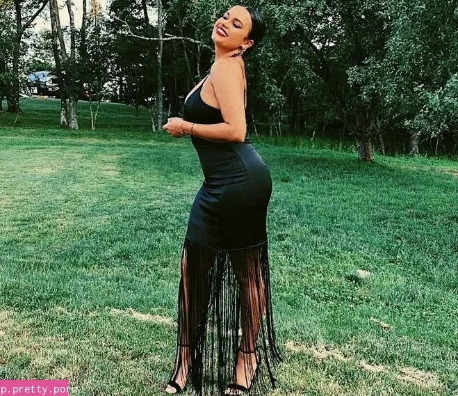 Joy Taylor - Photo #94
