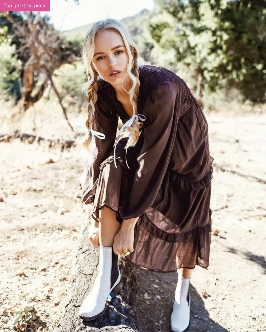 Julia Tychoniewicz - Photo #10