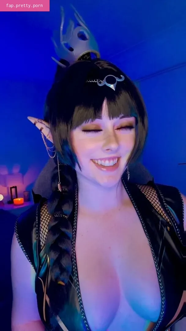 JuicyIris - Photo #25