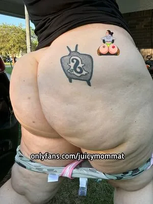 JuicymommaT