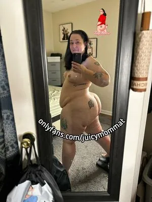 JuicymommaT
