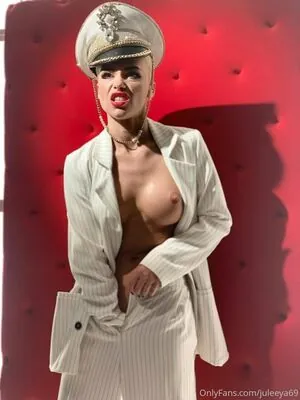 juleeya69