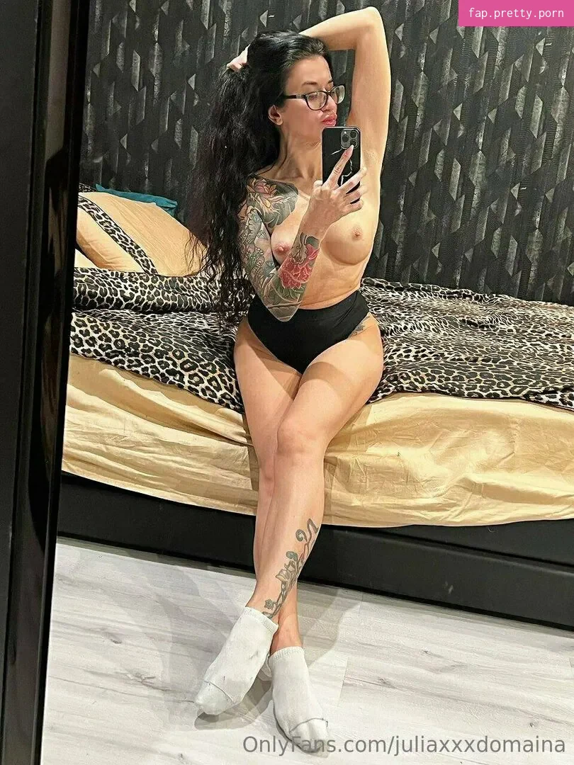 juliaxxxdomaina - Photo #02