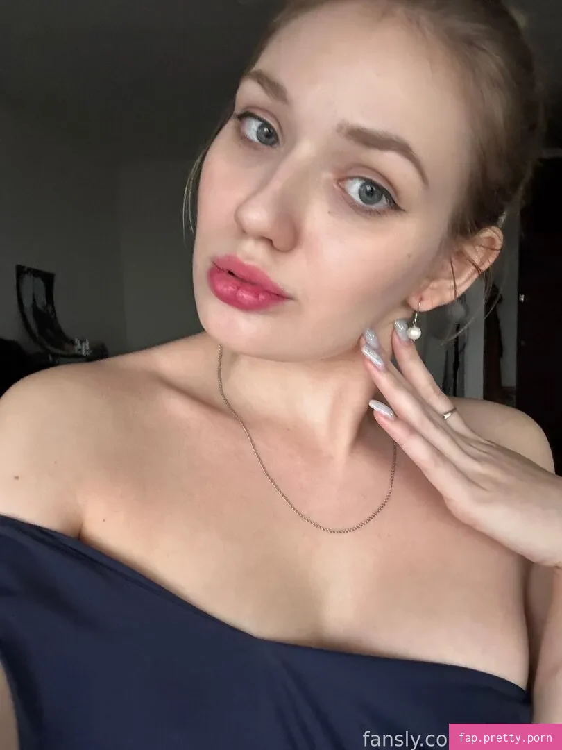 JulieMiss - Photo #05