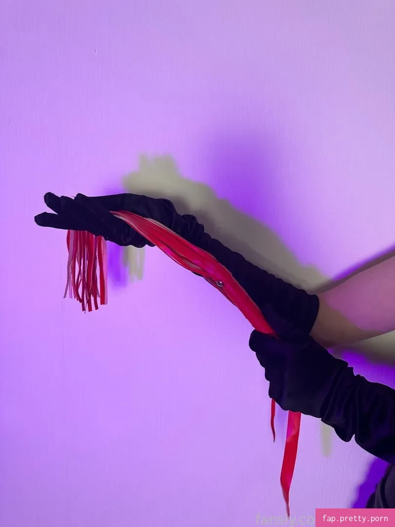 JulieMiss - Photo #09