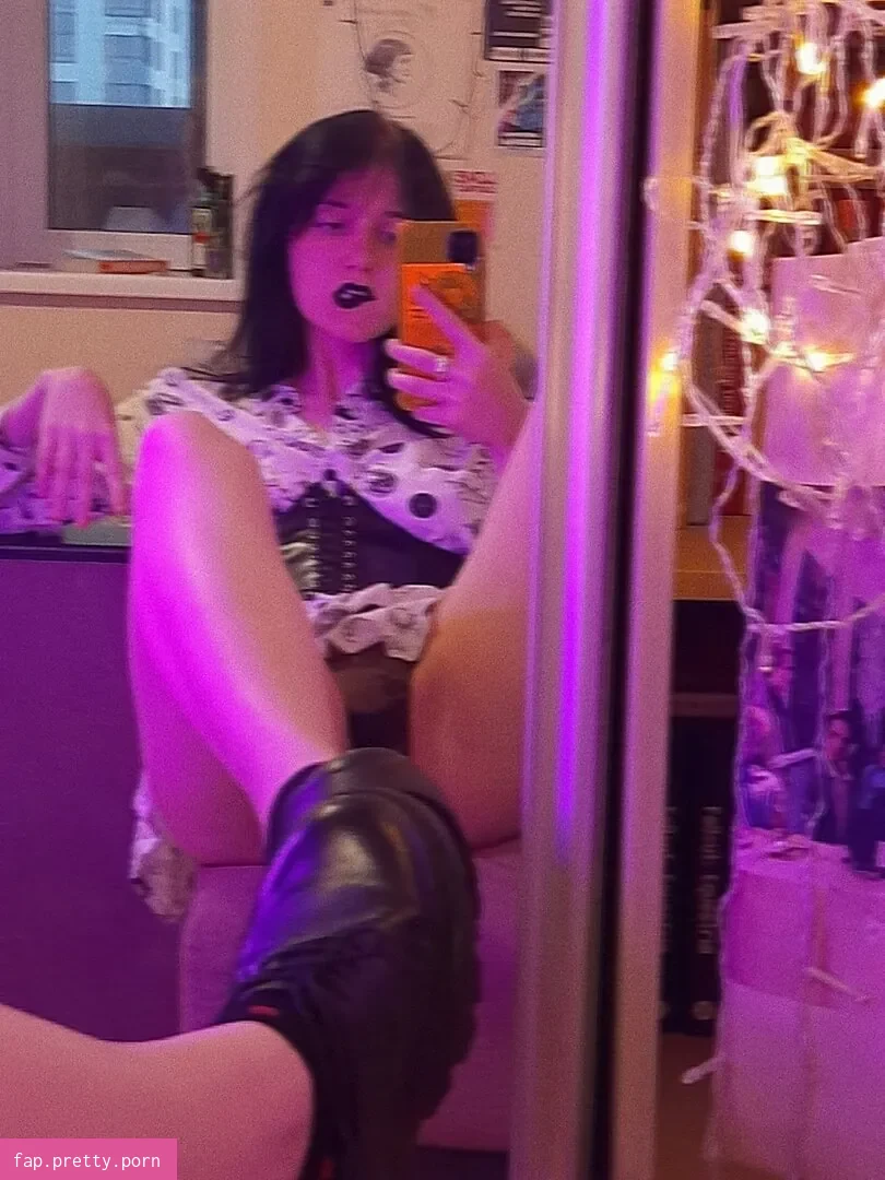 julsfuckwilton - Photo #15