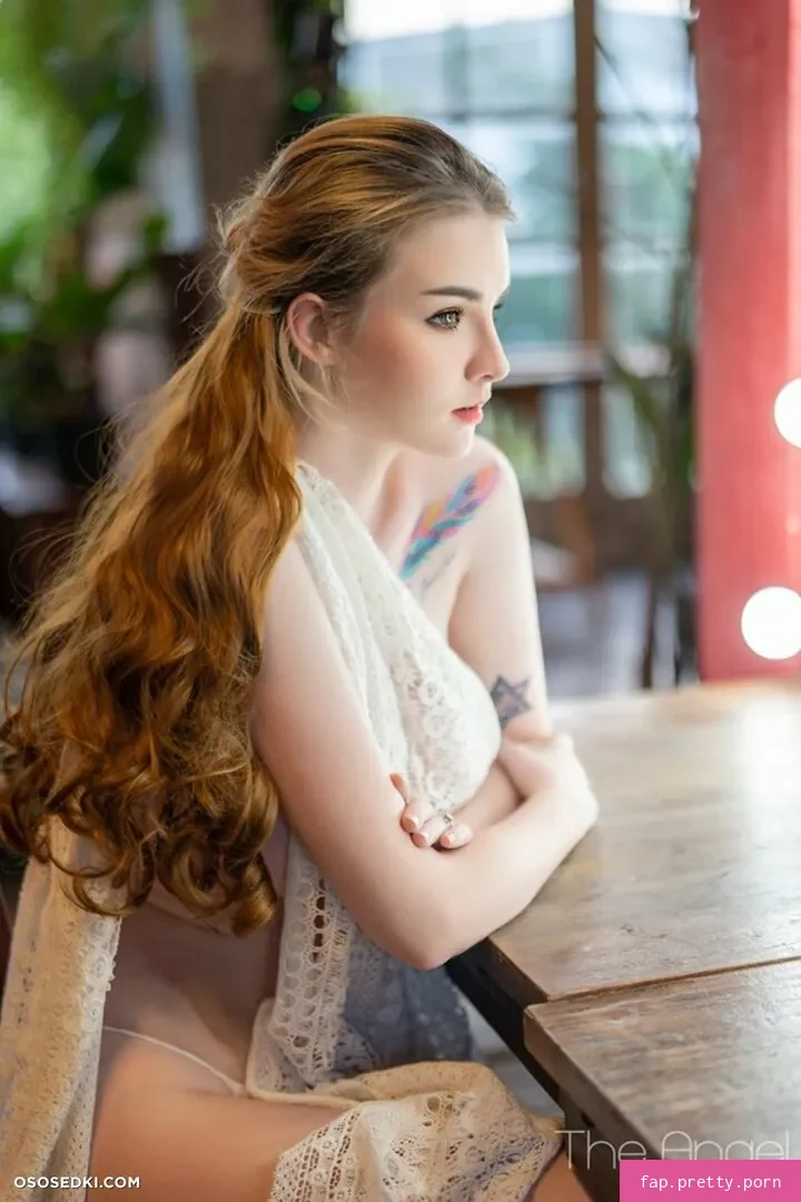 Jessie Vard - Photo #14