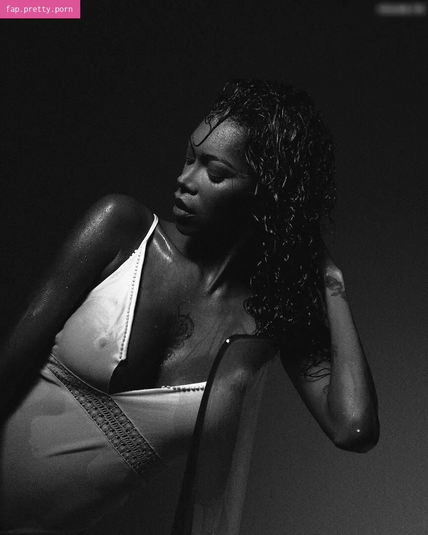Jessica White - Photo #52