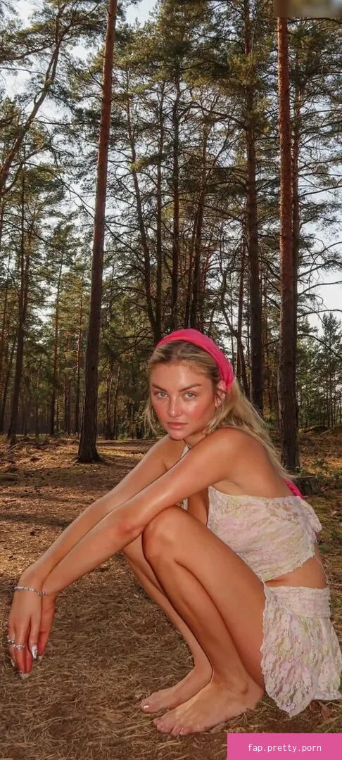 Julia Wulf - Photo #49